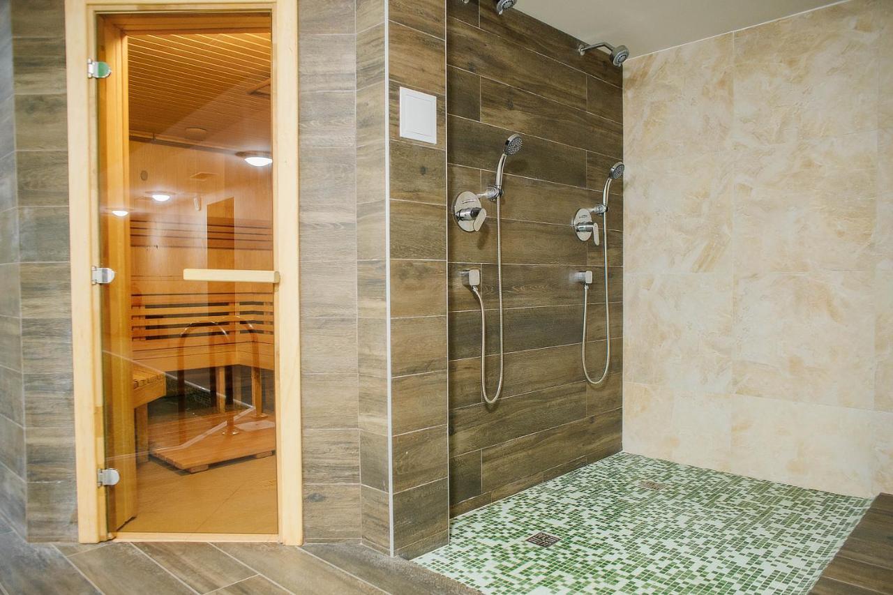 Hôtel Olimpiyskiy à Minsk Extérieur photo