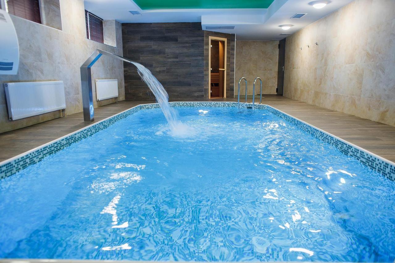 Hôtel Olimpiyskiy à Minsk Extérieur photo